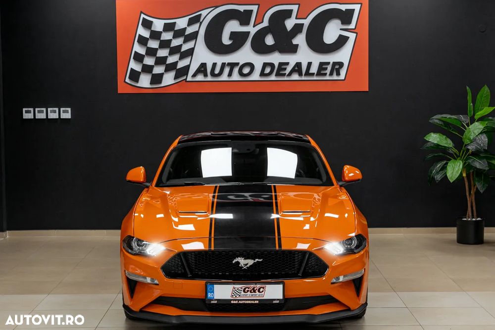Ford Mustang - 4