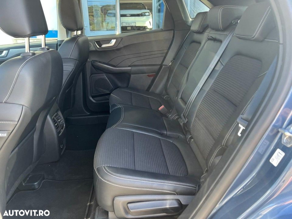 Ford Kuga - 21