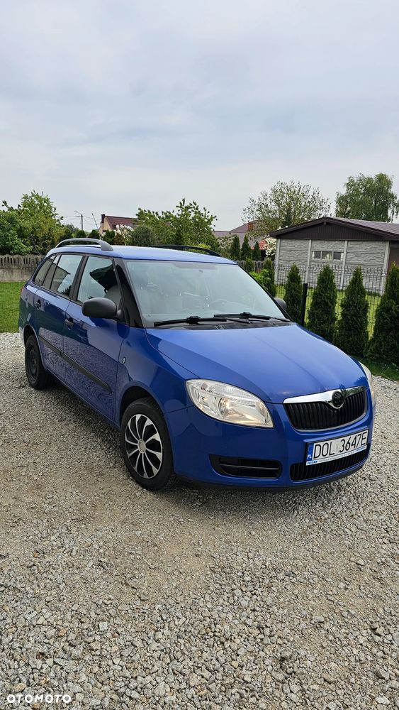 Skoda Fabia 1.2 HTP Ambiente Green tec - 2