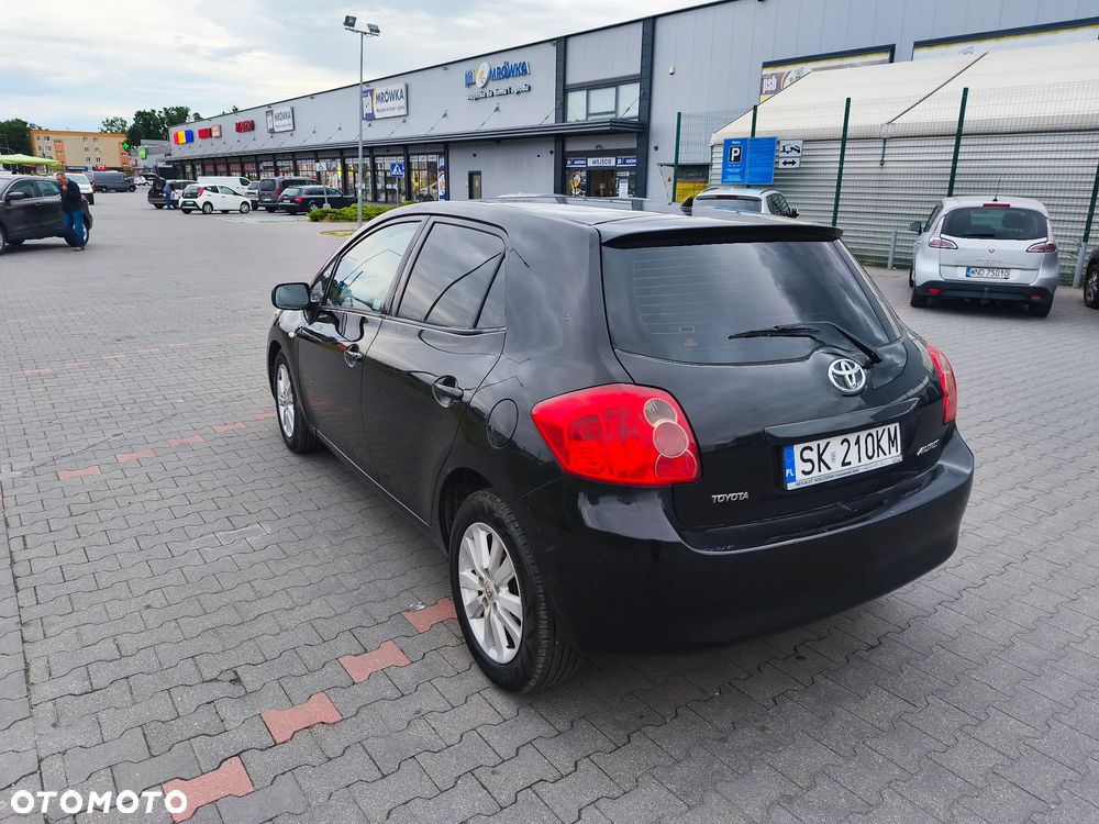 Toyota Auris 1.6 VVT-i Premium Start - 4