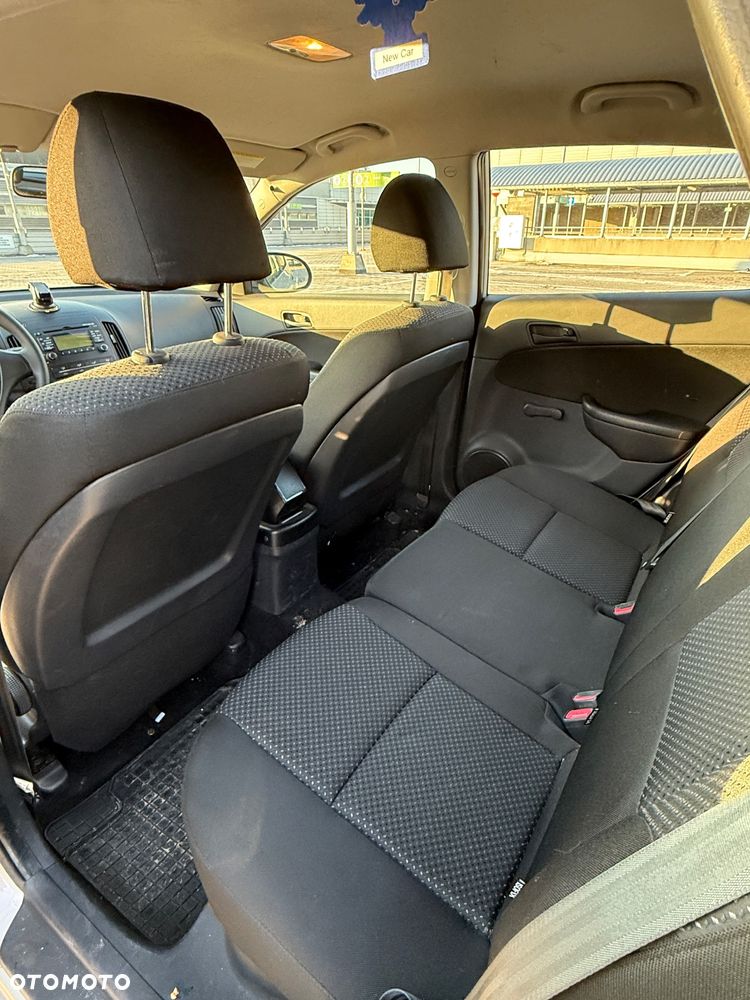 Hyundai i30 1.4 Classic - 9