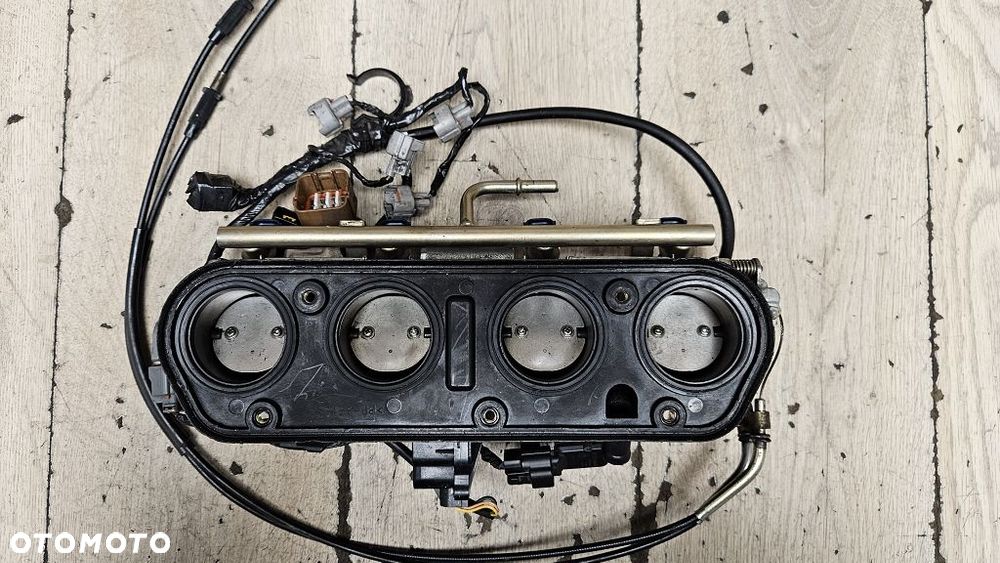 Wtrysk przepustnica Kawasaki ZX-10R 2006 - 3