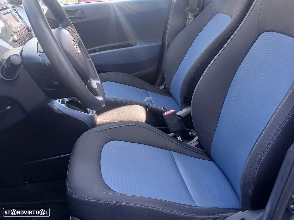 Hyundai i10 1.0 Urban GPL+Bluet.+Ctrl - 13