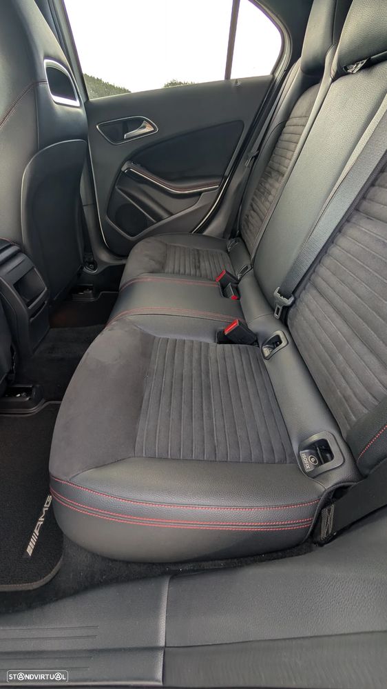 Mercedes-Benz A 180 d AMG Line - 10