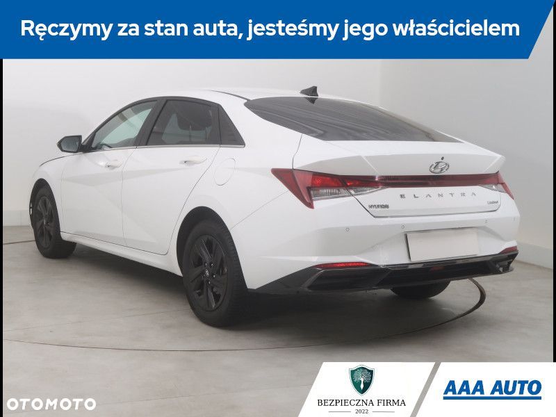 Hyundai Elantra - 6
