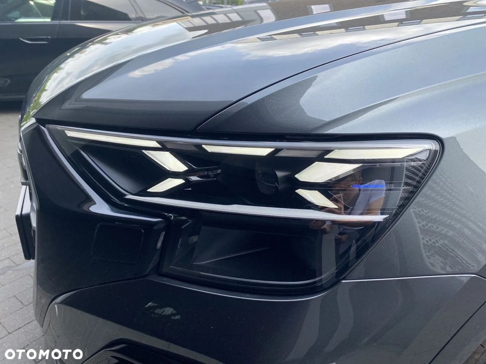 Audi SQ8 - 15