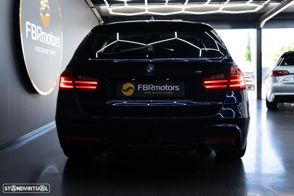 BMW 320 d Auto Pack M - 4