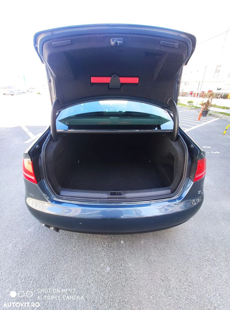 Audi A4 2.0 TDI B8 Multitronic - 11