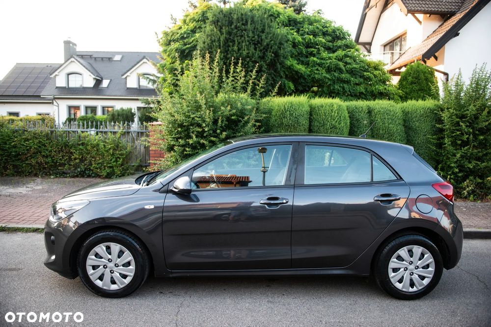 Kia Rio 1.2 L Business Line - 11