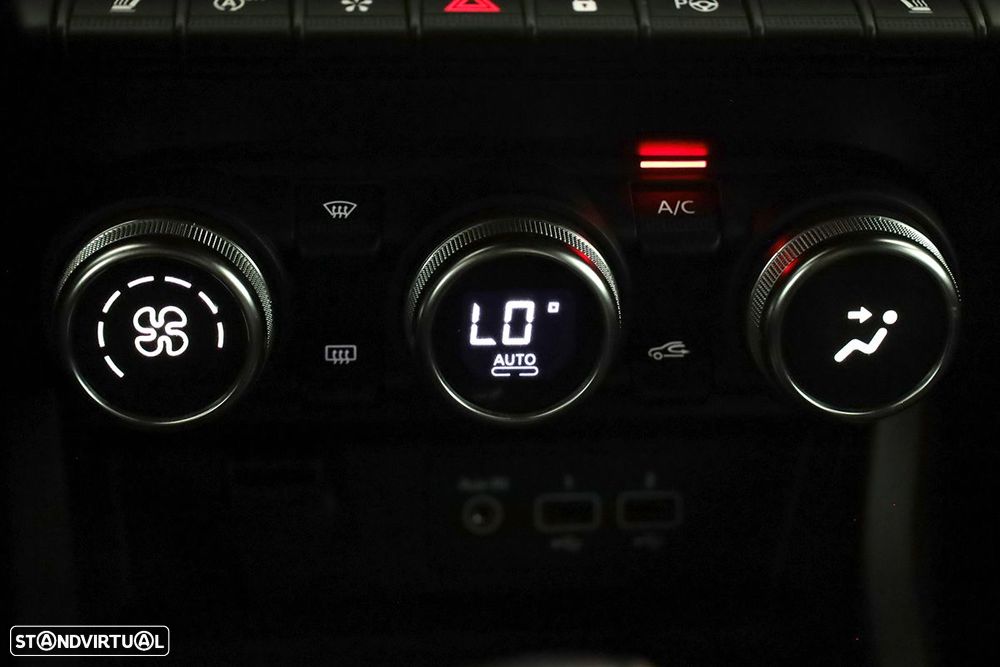 Renault Arkana 1.3 TCe R.S.Line EDC - 13