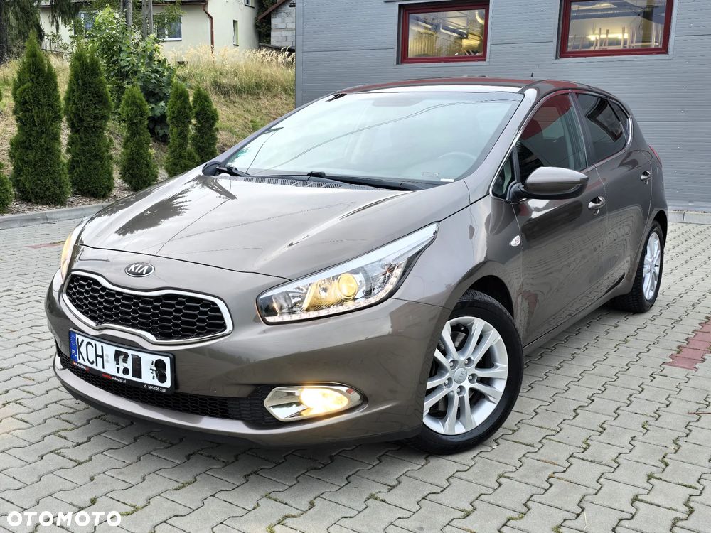 Kia Ceed 1.4 CVVT Spirit - 1