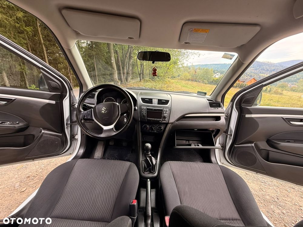 Suzuki Swift - 10