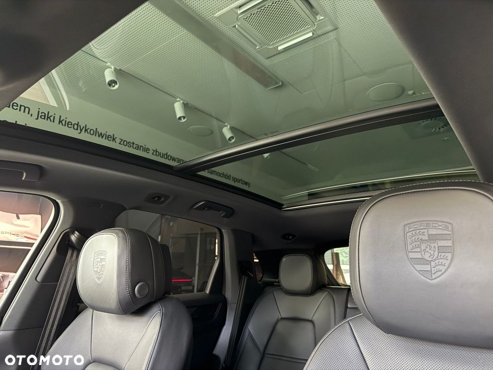 Porsche Cayenne - 15