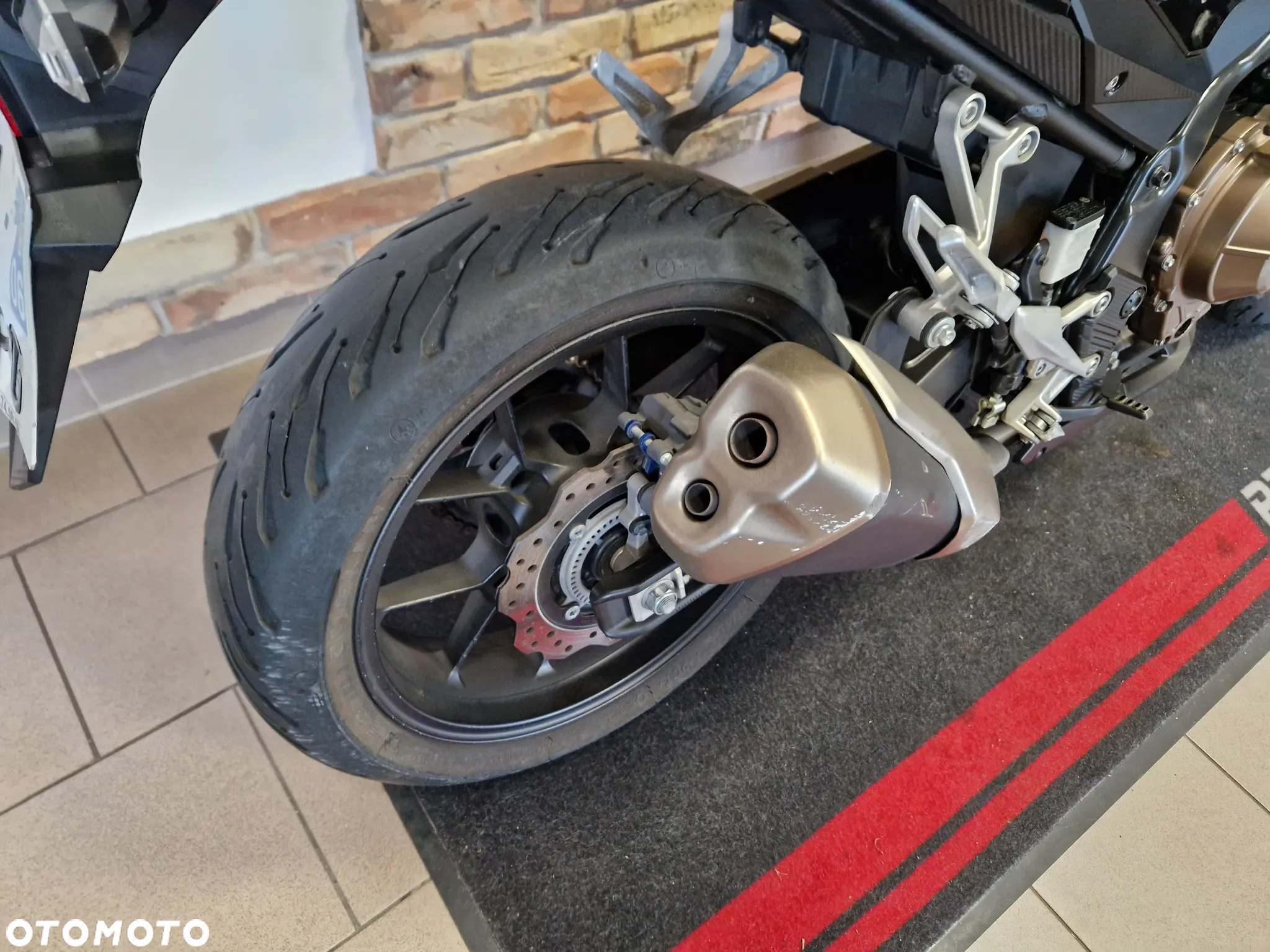 Honda CB - 27