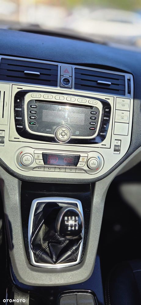 Ford Kuga 2.0 TDCi Titanium - 17