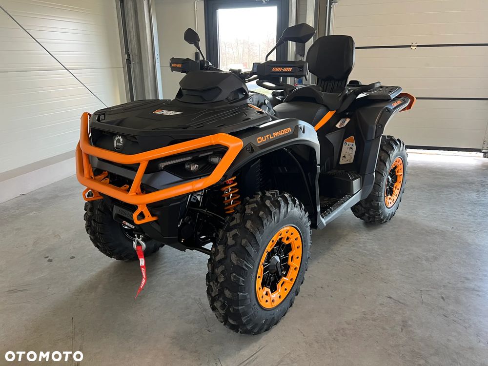 Can-Am Outlander - 2