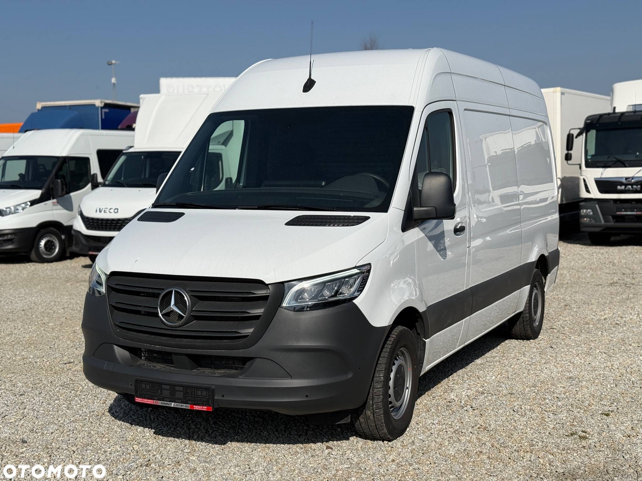 Mercedes-Benz Sprinter 317 CDI /L2H2 średniak/LED/Prawie Nowy/Navi/Klima/Kamera/bdb stan - 3