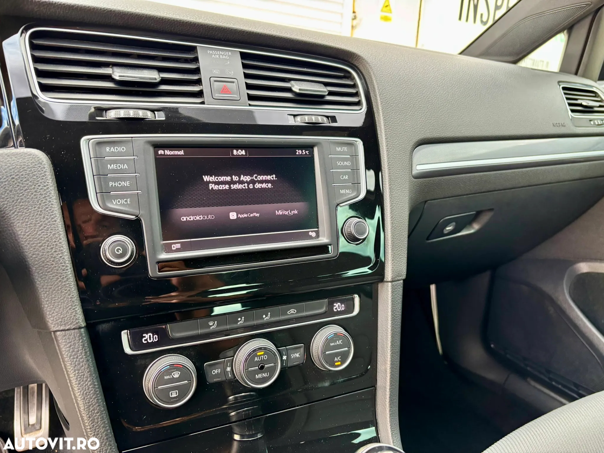 Volkswagen Golf 1.4 TSI Highline - 30
