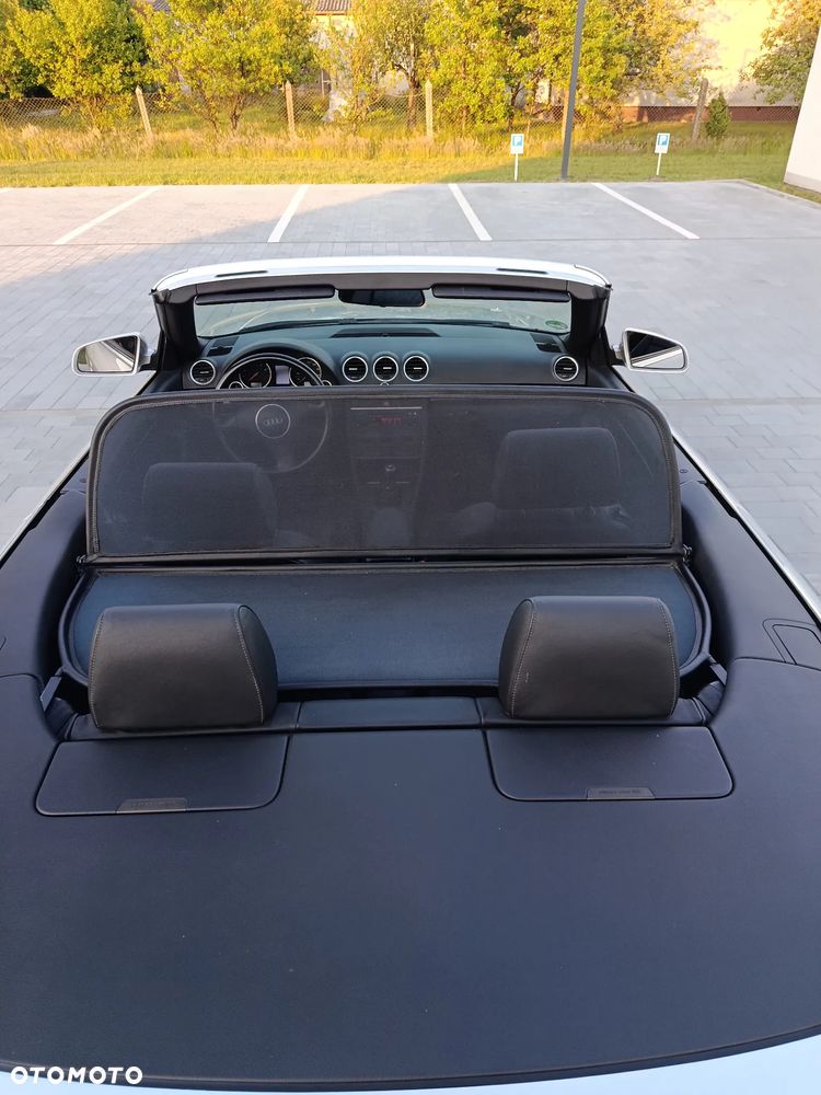 Audi A4 Cabrio 1.8 T - 36