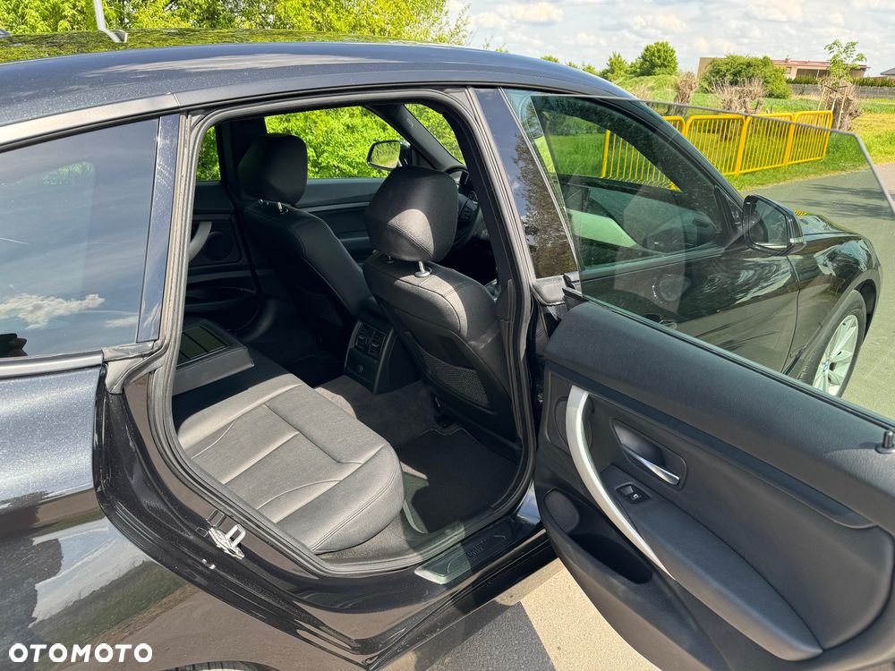 BMW 3GT 318d Sport Line - 12