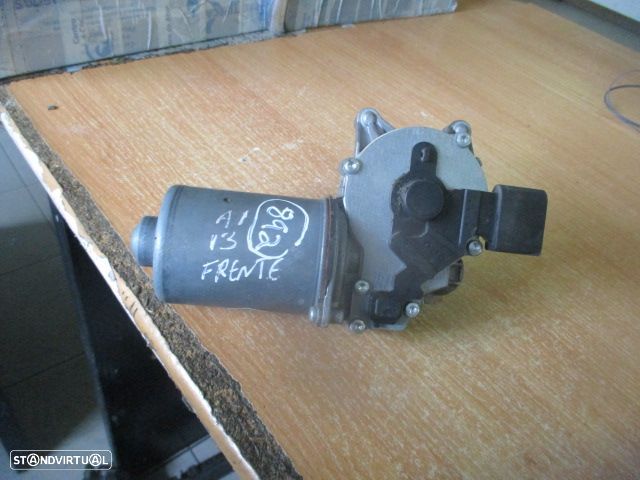 Motor Limpa Vidros Frente 8X1955119H AUDI A1 2013 FRT VALEO AUDI A1 SPORTBACK 8X FASE 2  2017 1.6TDI 115CV 5P PRETO - 1