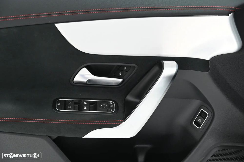 Mercedes-Benz CLA 180 - 34