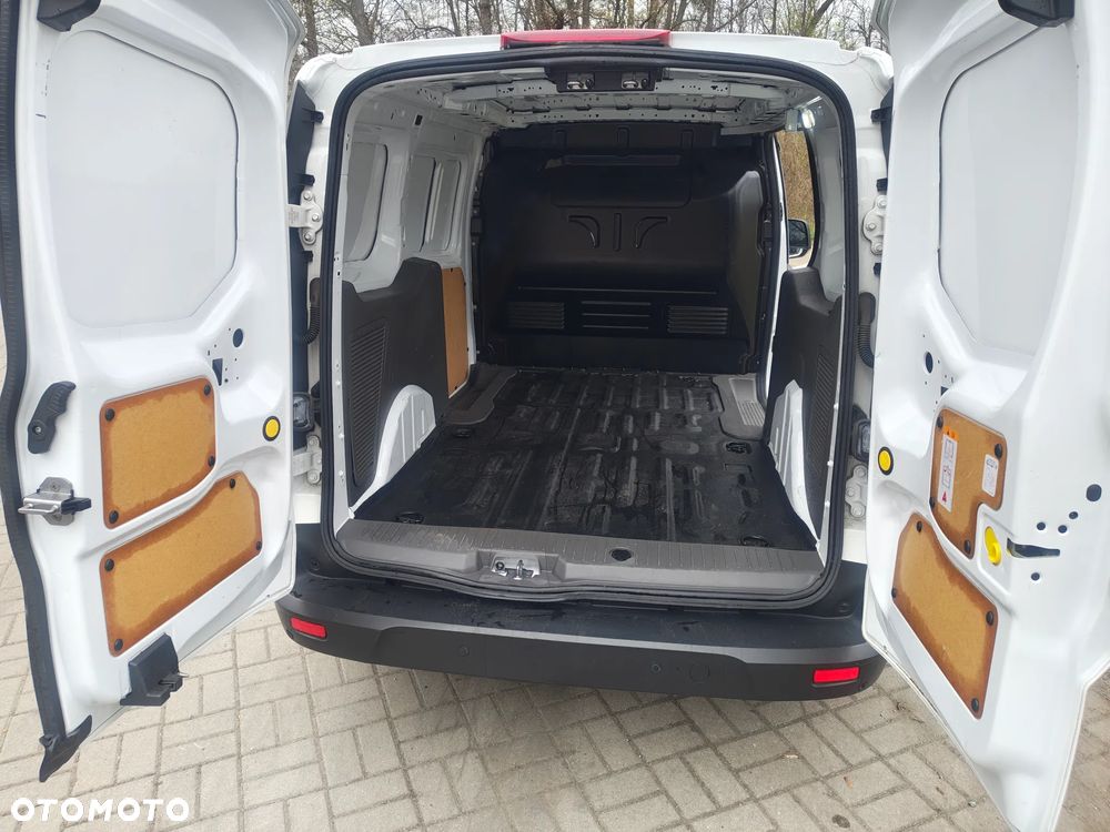Ford Transit Connect - 11