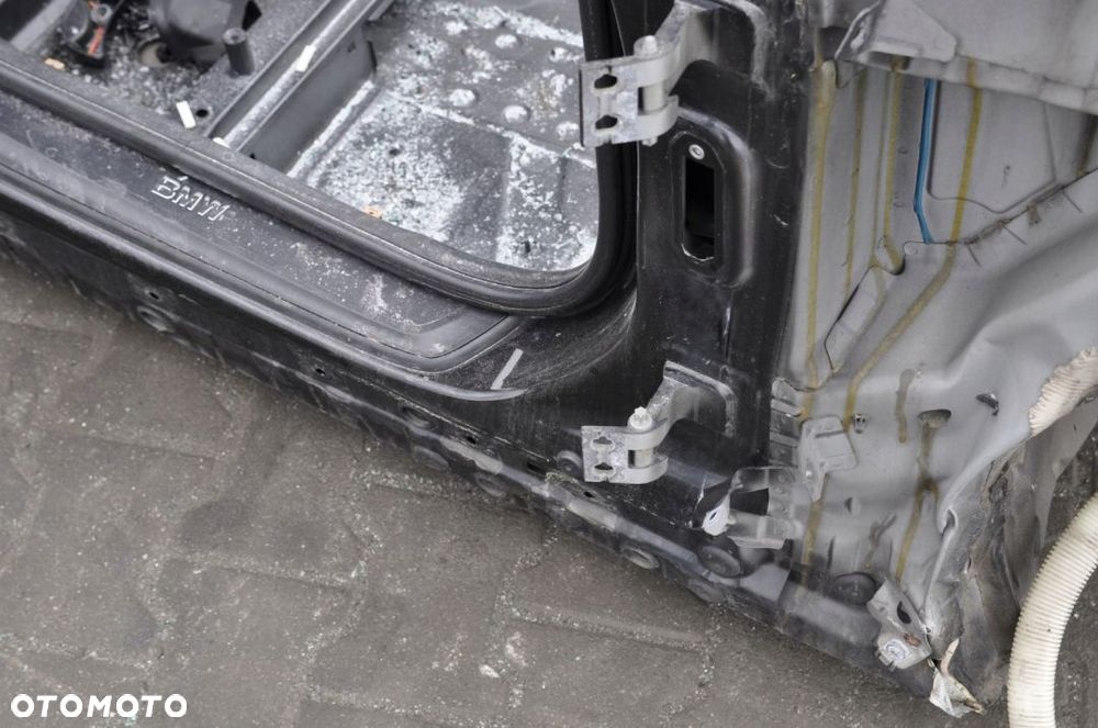 BMW X1 E84 SŁUPEK PRÓG PRAWY - 2