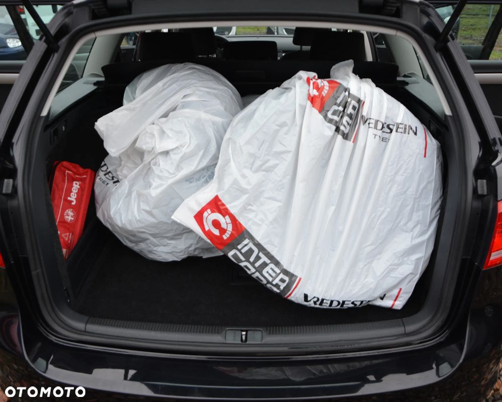 Volkswagen Passat - 23