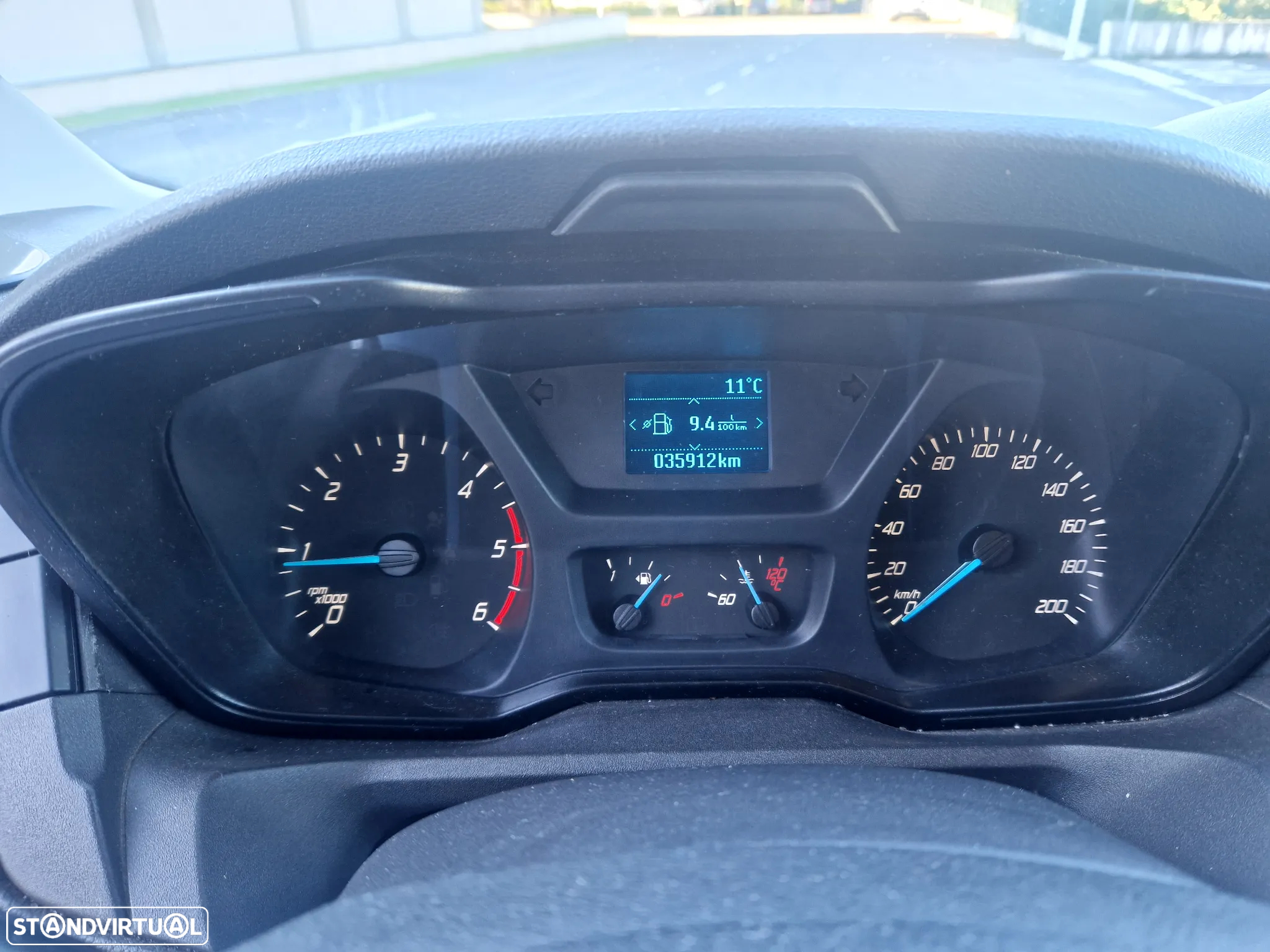 Ford Transit Challanger - 5
