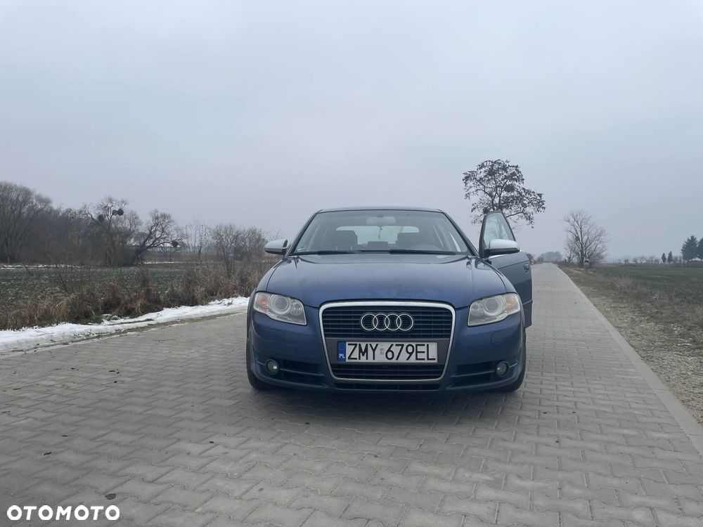 Audi A4 Limousine 2.0T FSI Quattro - 5