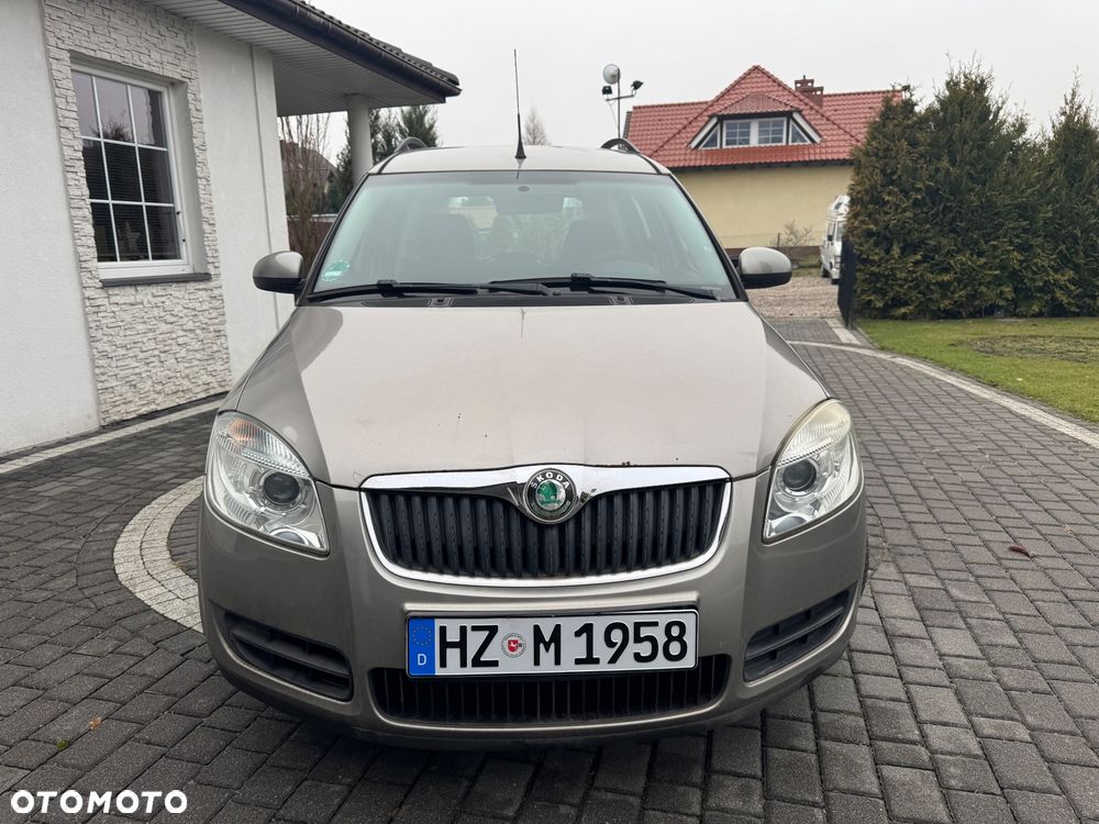 Skoda Roomster 1.2 Active PLUS EDITION - 2