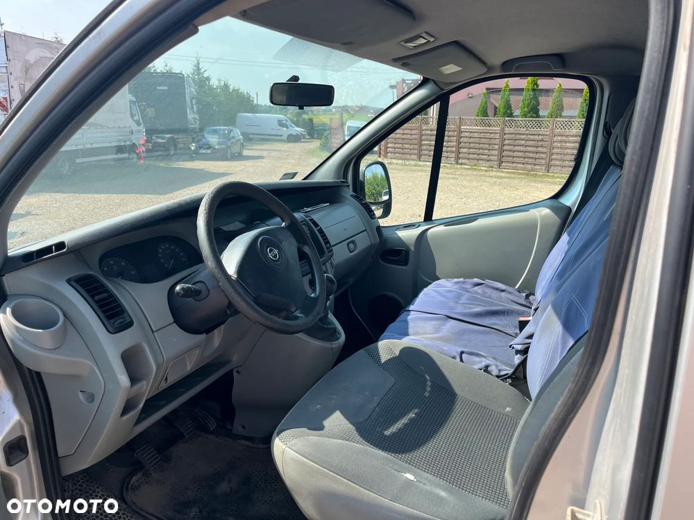 Opel Vivaro Long - 8