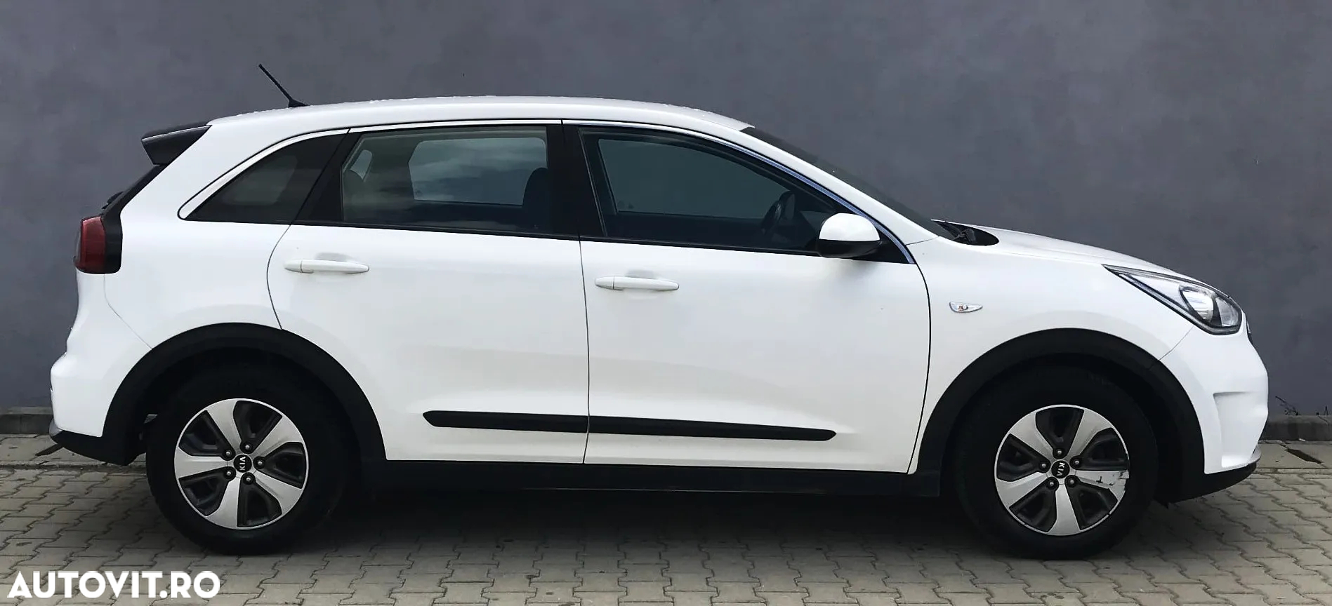 Kia Niro 1.6 GDI 6DCT HEV Classic - 9