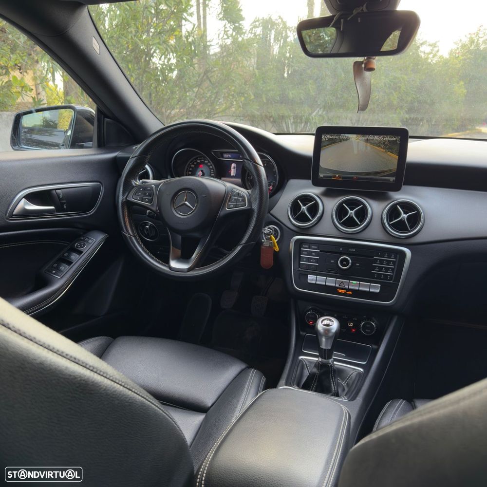 Mercedes-Benz CLA 180 - 10