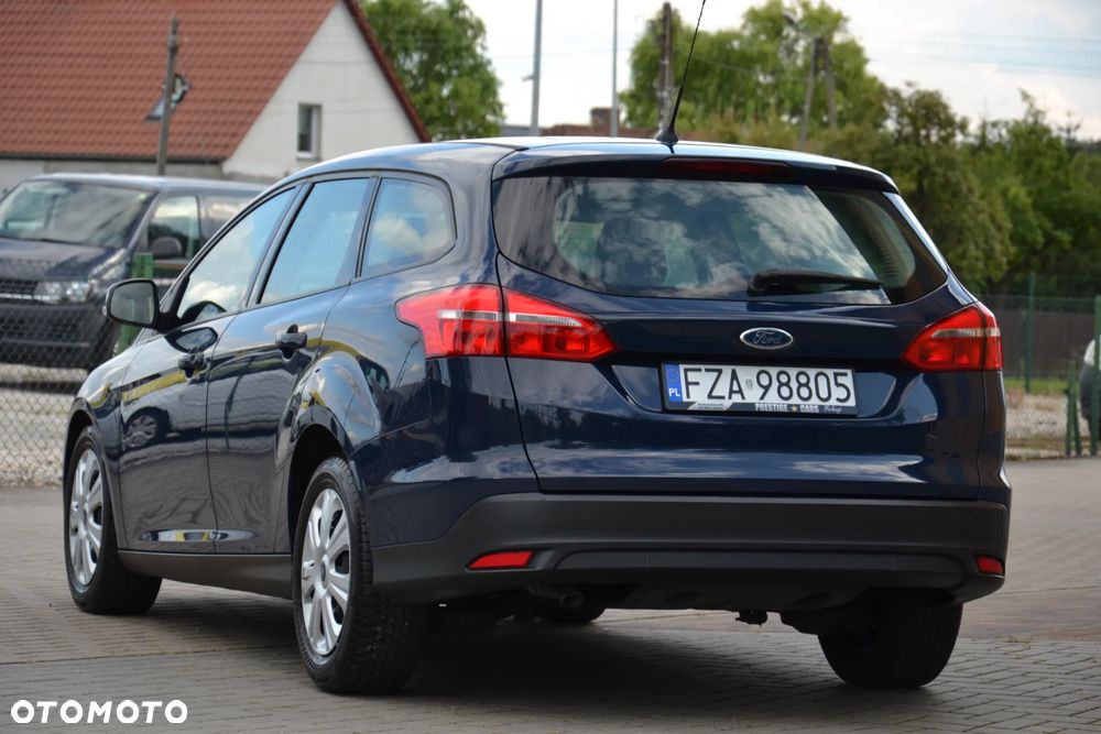 Ford Focus 1.5 TDCi DPF Start-Stopp-System Ambiente - 12