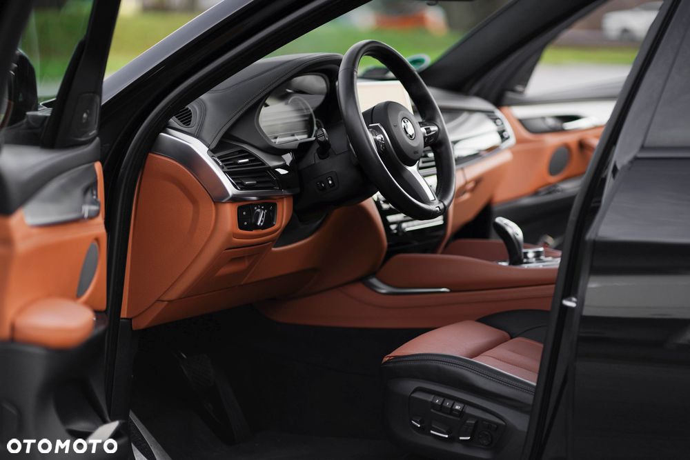 BMW X6M - 15