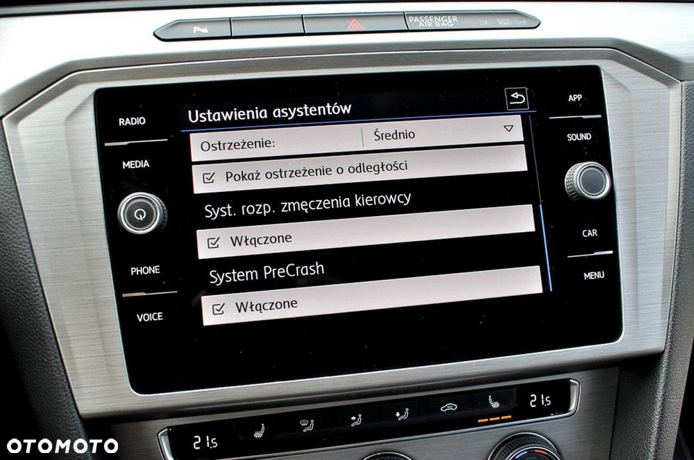 Volkswagen Passat Variant 1.6 TDI (BlueMotion Technology) Trendline - 26