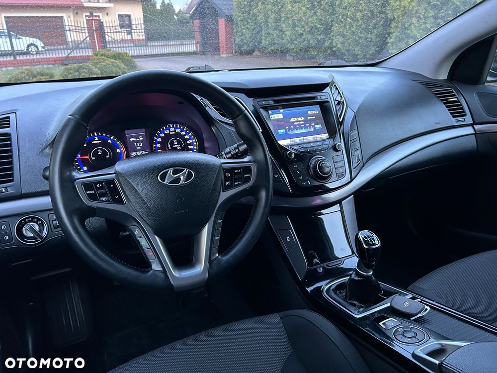 Hyundai i40 Kombi 1.7 CRDi Premium - 30