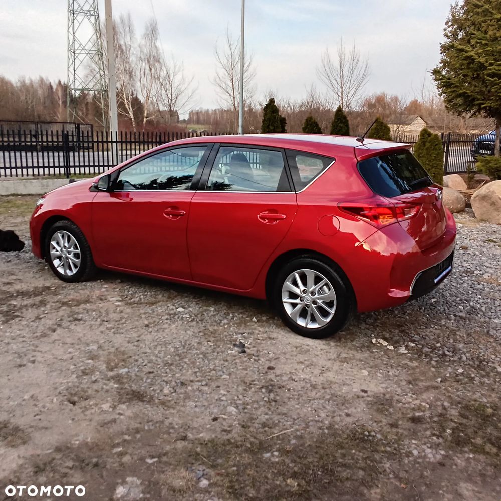 Toyota Auris - 8