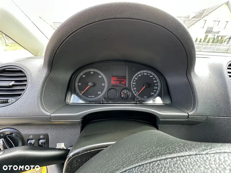 Volkswagen Caddy - 12