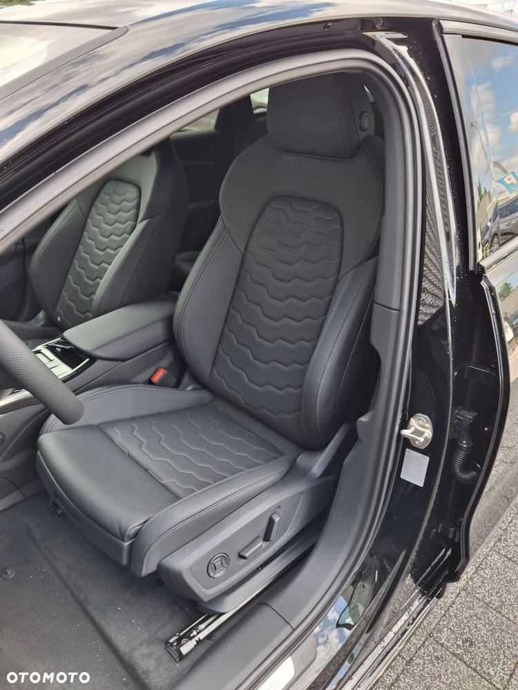 Audi A6 Sportback e-tron - 12