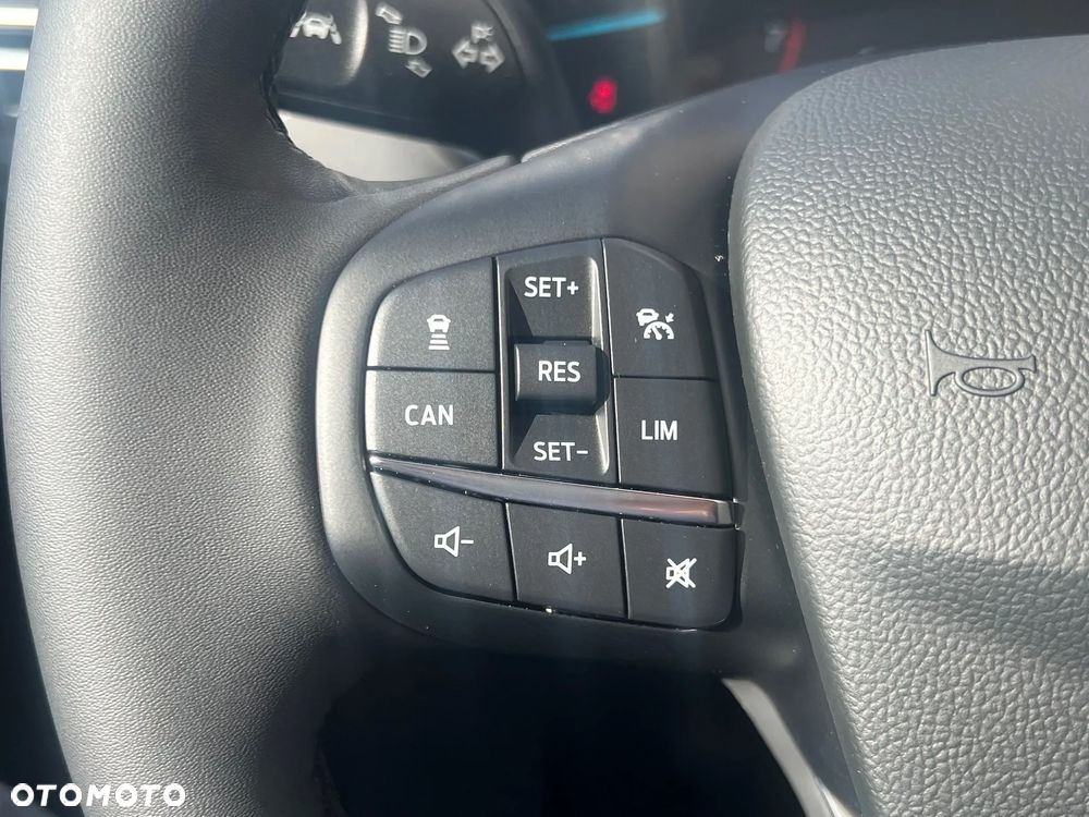 Ford Focus 1.0 EcoBoost mHEV Titanium - 9