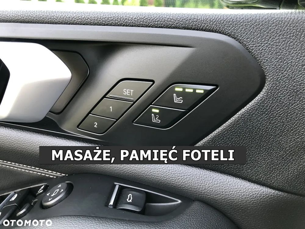 BMW X5 xDrive50i - 25