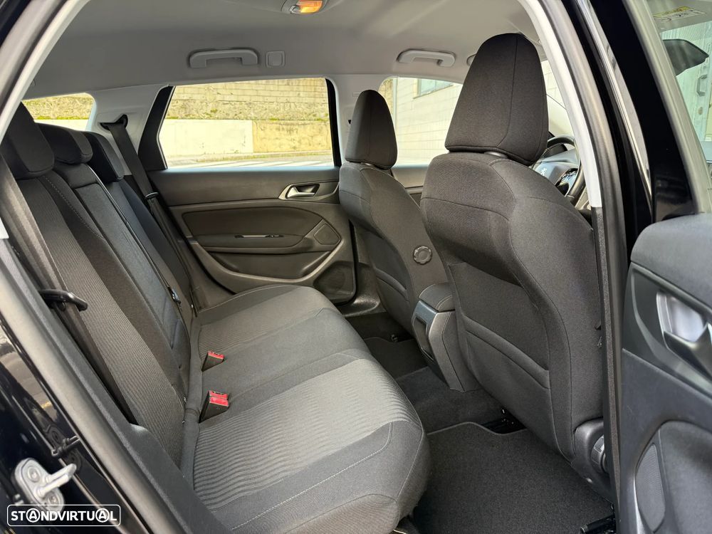 Peugeot 308 SW 1.6 BlueHDi Active - 12