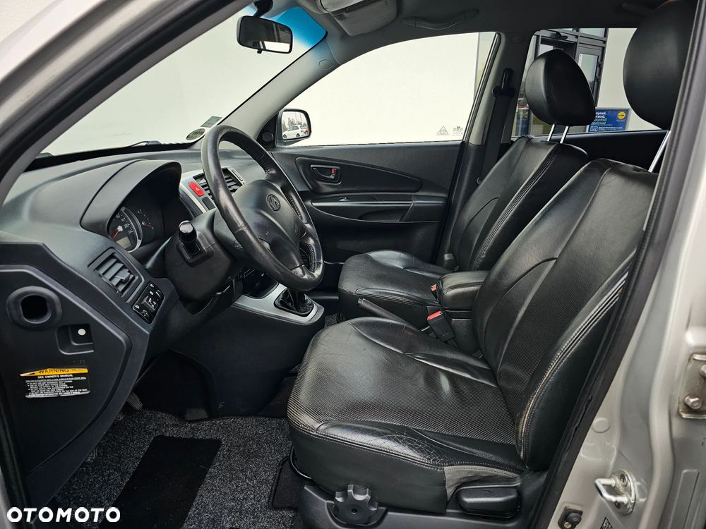 Hyundai Tucson 2.0 2WD GLS - 17