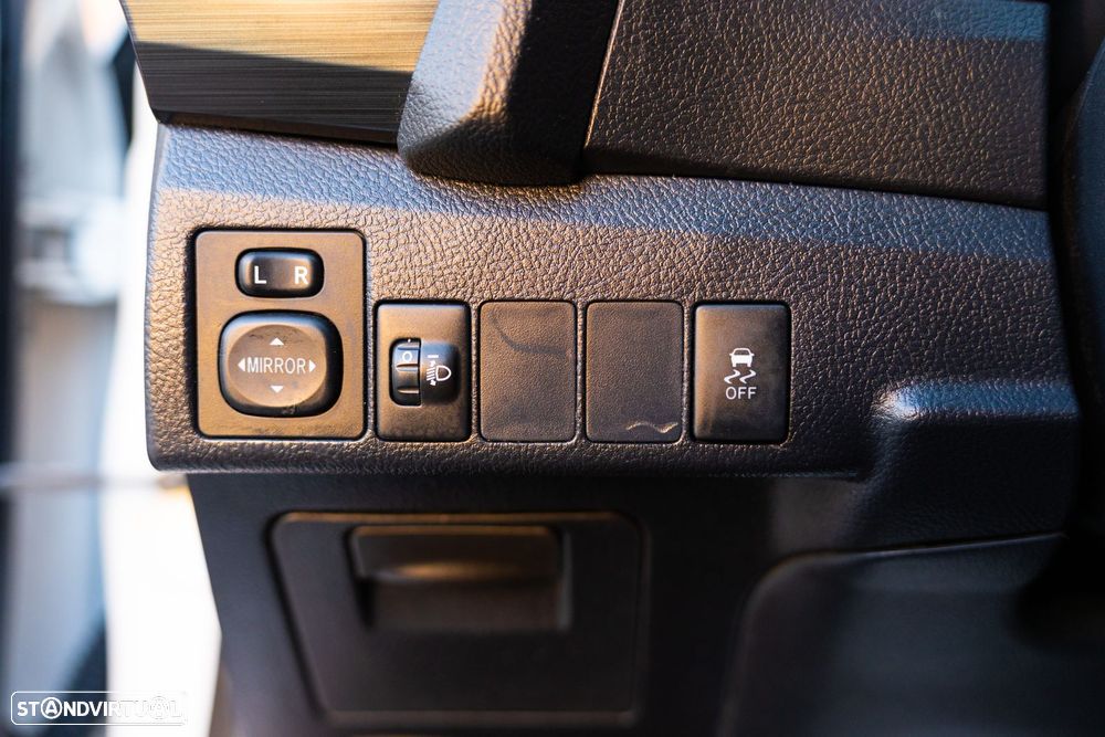 Toyota Auris 1.4 D-4D - 16