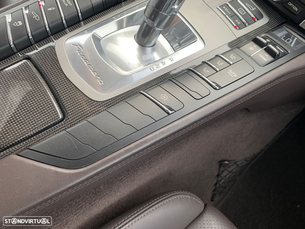 Porsche Panamera 3.0 V6 - 33