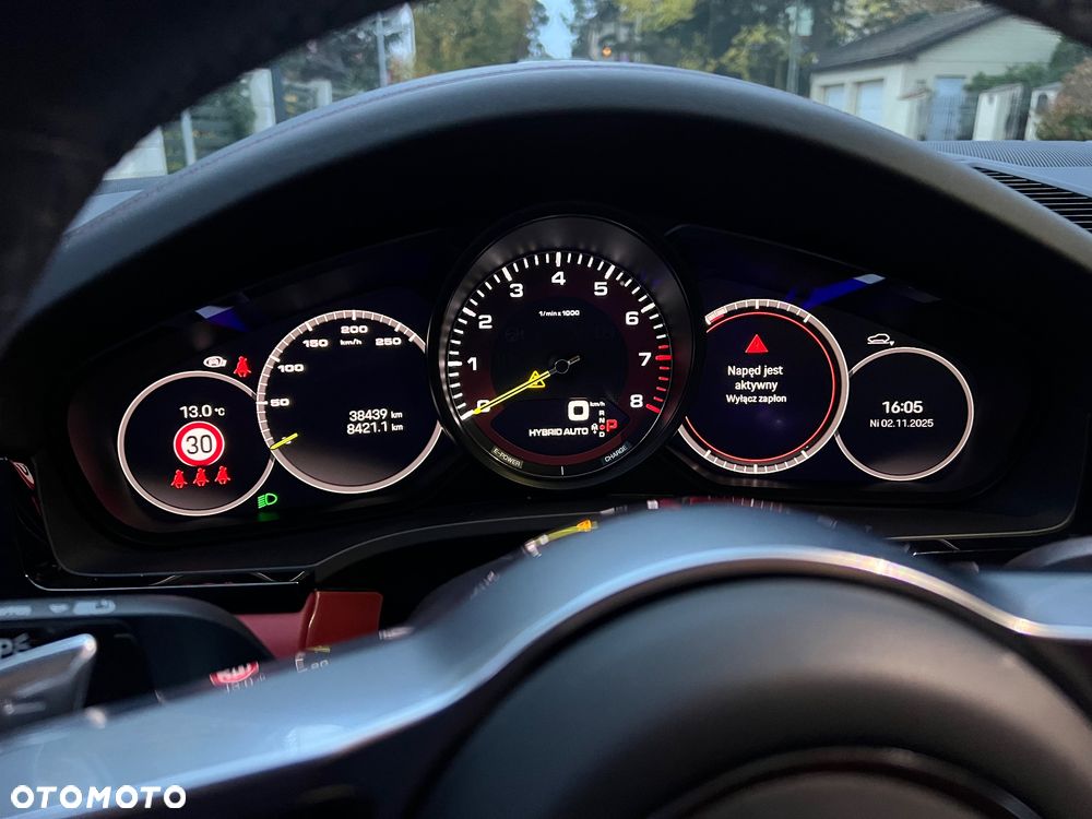 Porsche Cayenne Platinum Edition - 26