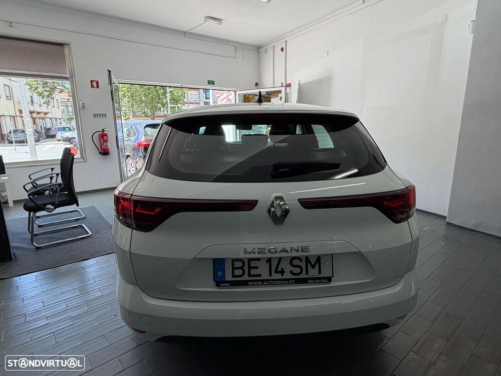 Renault Mégane Sport Tourer 1.5 Blue dCi Equilibre EDC - 8